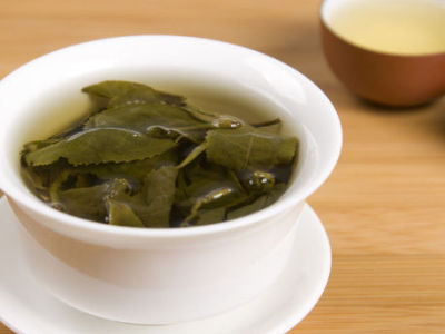 六大茶葉的功效，<a href=http://m.kptqqz.com/chajiankang/ target=_blank class=infotextkey>喝茶的好處</a>和壞處