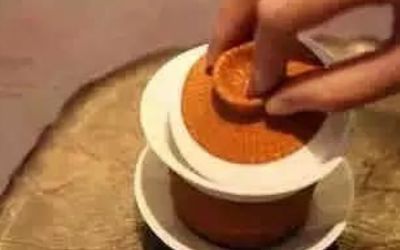 三才蓋碗的正確拿法，三才蓋碗抓碗法圖解