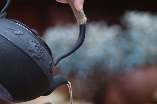 鐵壺是泡茶還是煮茶，鐵壺泡茶好嗎