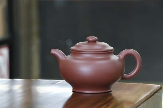 剛買(mǎi)的紫砂壺要怎么開(kāi)壺養(yǎng)壺，<a href=http://m.kptqqz.com/chaju/zisha/ target=_blank class=infotextkey>紫砂壺開(kāi)壺</a>與養(yǎng)壺的方式方法