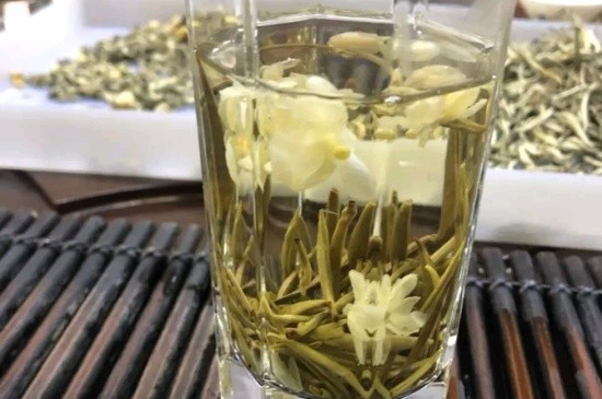 茉莉花花茶能煮嗎，喝茉莉花茶適合煮好還是泡好？
