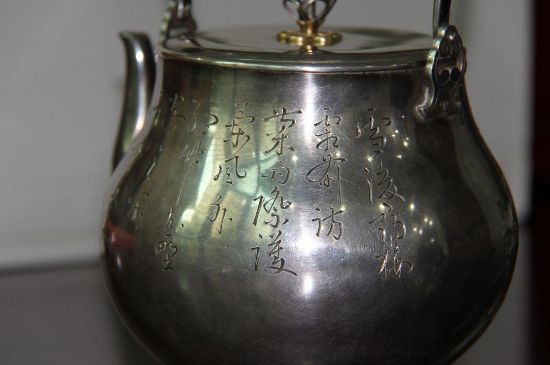 銀壺泡茶后為什么會變黑，銀壺內(nèi)膽發(fā)黑怎么辦