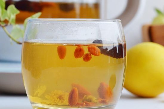 菊花茶的最佳搭配有哪幾樣，菊花茶和什么搭配喝效果好？