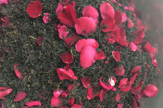 玫瑰花泡水喝的9大禁忌，喝玫瑰花茶有什么禁忌