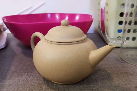 手工紫砂壺和模具壺有什么區(qū)別，快速鑒別手工壺模具壺