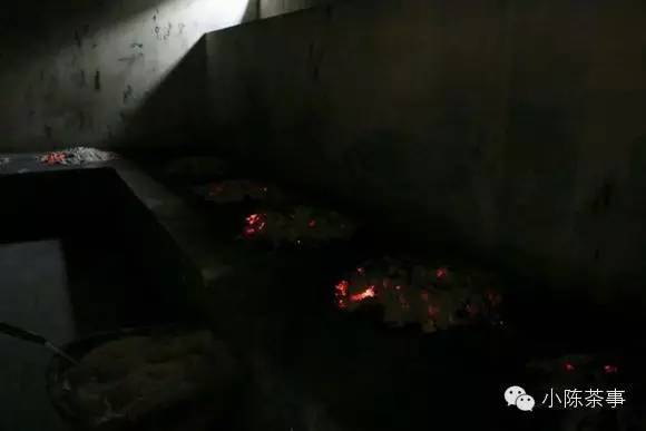 怎樣炭焙巖茶？揭秘武夷巖茶的炭焙技藝