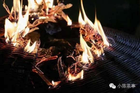怎樣炭焙巖茶？揭秘武夷巖茶的炭焙技藝