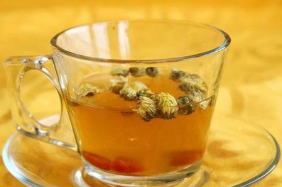 菊花茶的最佳搭配有哪幾樣，菊花茶和什么搭配喝效果好？