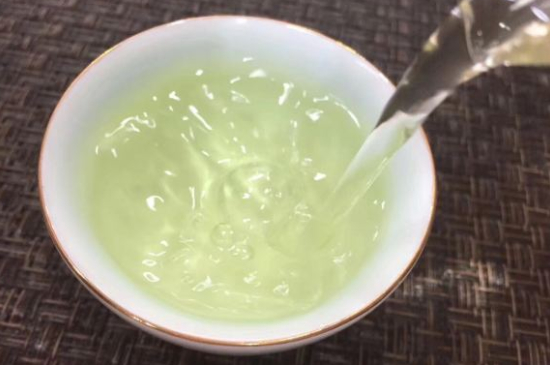 什么茶葉喝起來超級香，什么茶泡出來滿屋濃香?