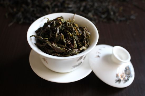 鋸朵仔跟鴨屎香哪個貴，鋸朵子和鴨屎香哪個好喝？