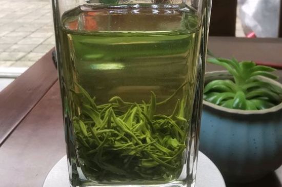 綠茶放了三年還能喝嗎，綠茶放久了喝了會怎樣