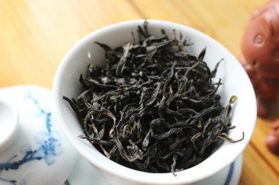 鋸朵仔跟鴨屎香哪個貴，鋸朵子和鴨屎香哪個好喝？