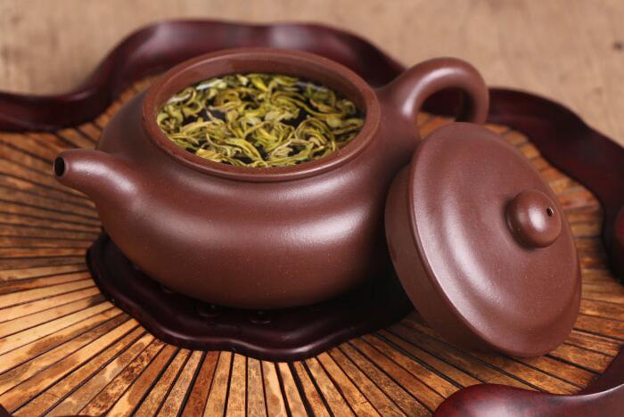 紫砂壺如何開壺，正確的<a href=http://m.kptqqz.com/chaju/zisha/ target=_blank class=infotextkey>紫砂壺開壺</a>方法