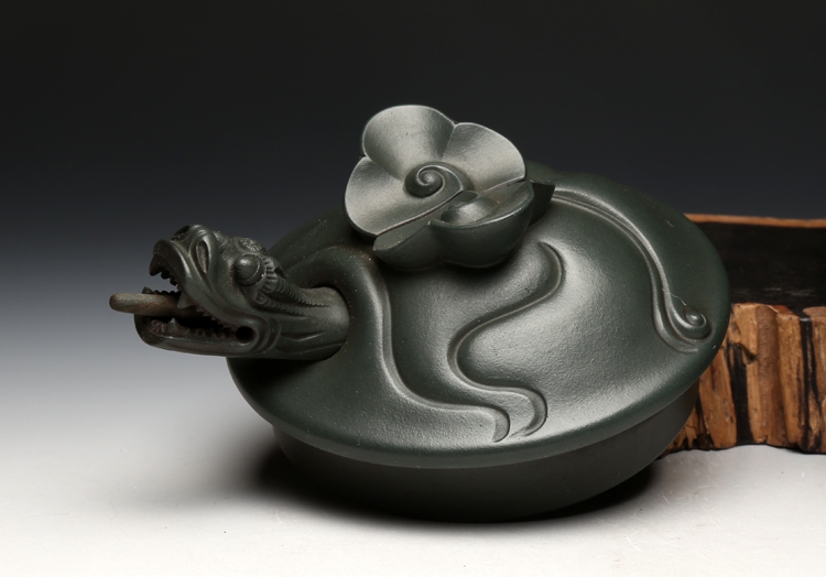民國(guó)朱可心綠魚(yú)化龍宜興紫砂壺